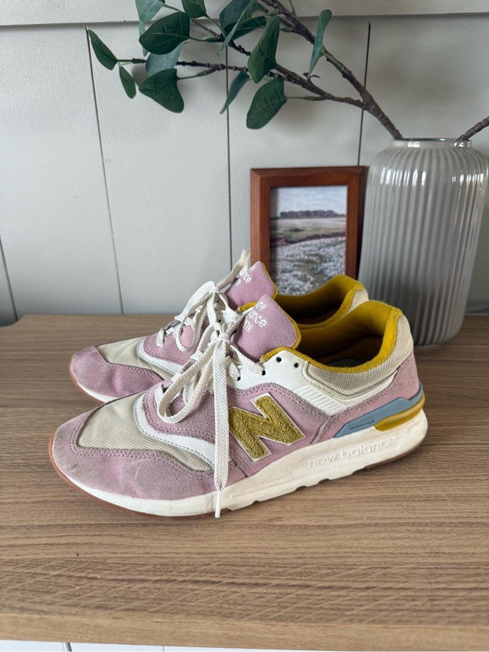 New Balance 997H Women’s 9 Pink Yellow White Retro Lifestyle Sneakers